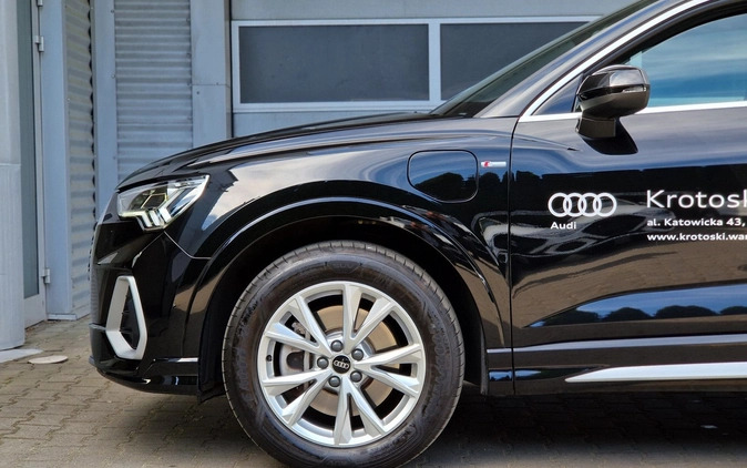 Audi Q3 cena 238900 przebieg: 8000, rok produkcji 2023 z Zbąszynek małe 781